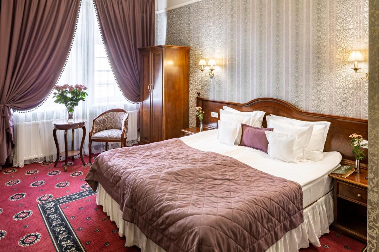 Atlas Deluxe 4* Lwów