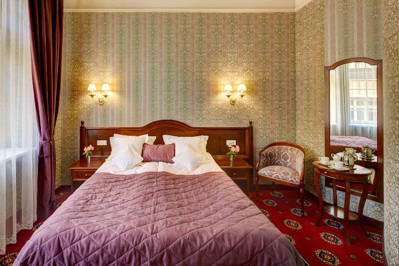 Atlas Deluxe Hotel
